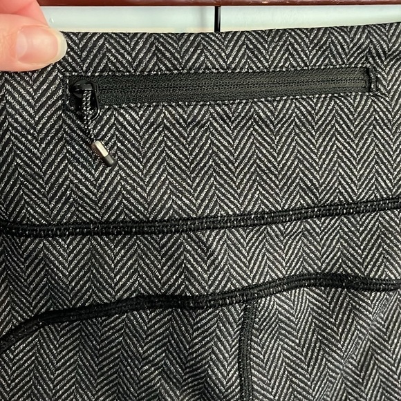 Lululemon Herringbone Speed Crop Pants EUC - Picture 11 of 13